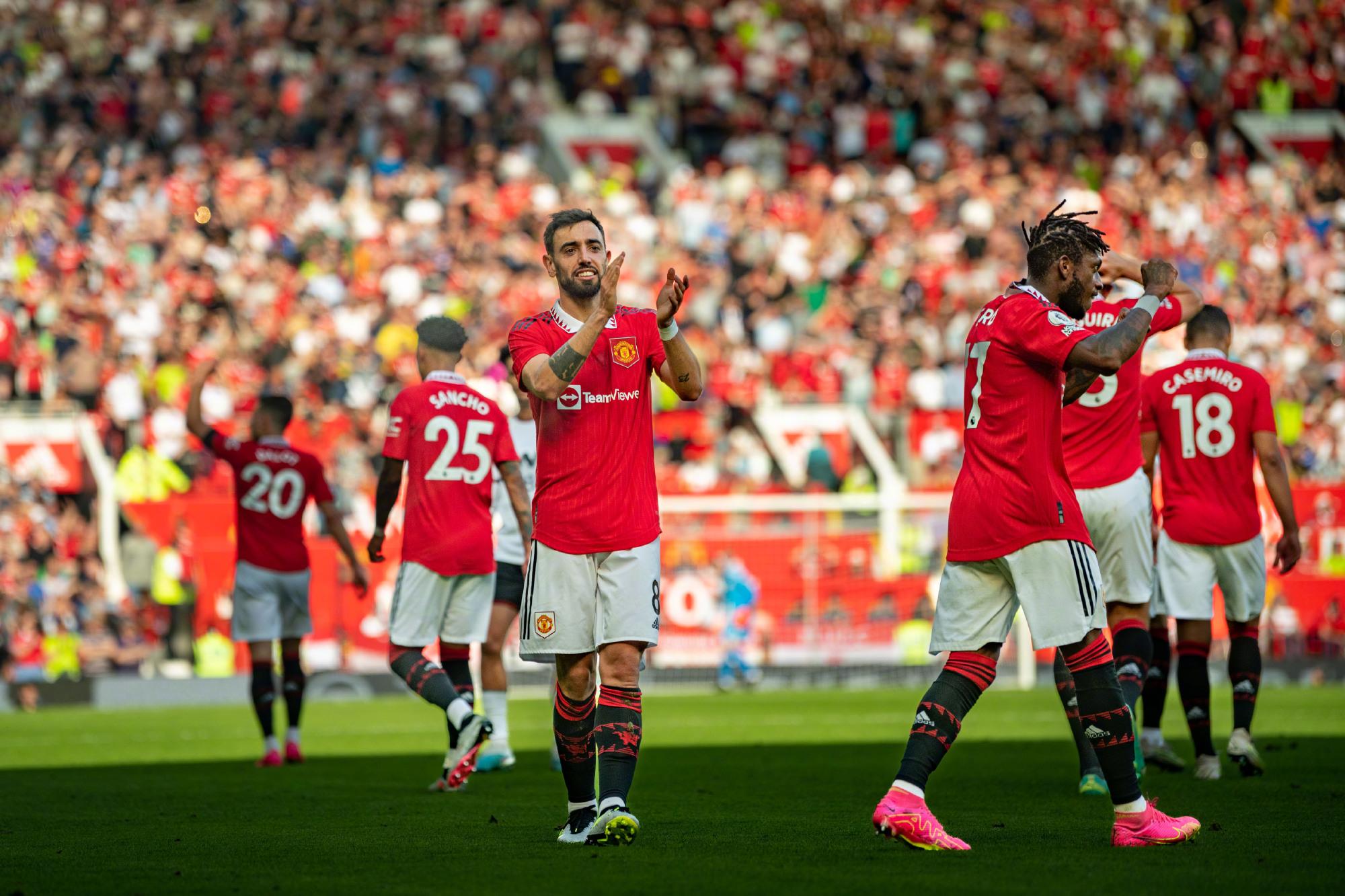 巴黎转会谈判中太过强硬影响引援,今夏目前只免签了一人.