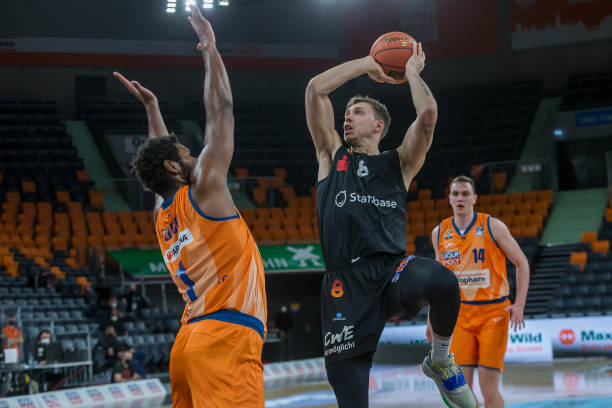 起了世界体 起了世界体