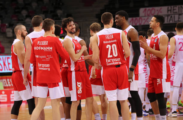 洲大学生篮 洲大学生篮